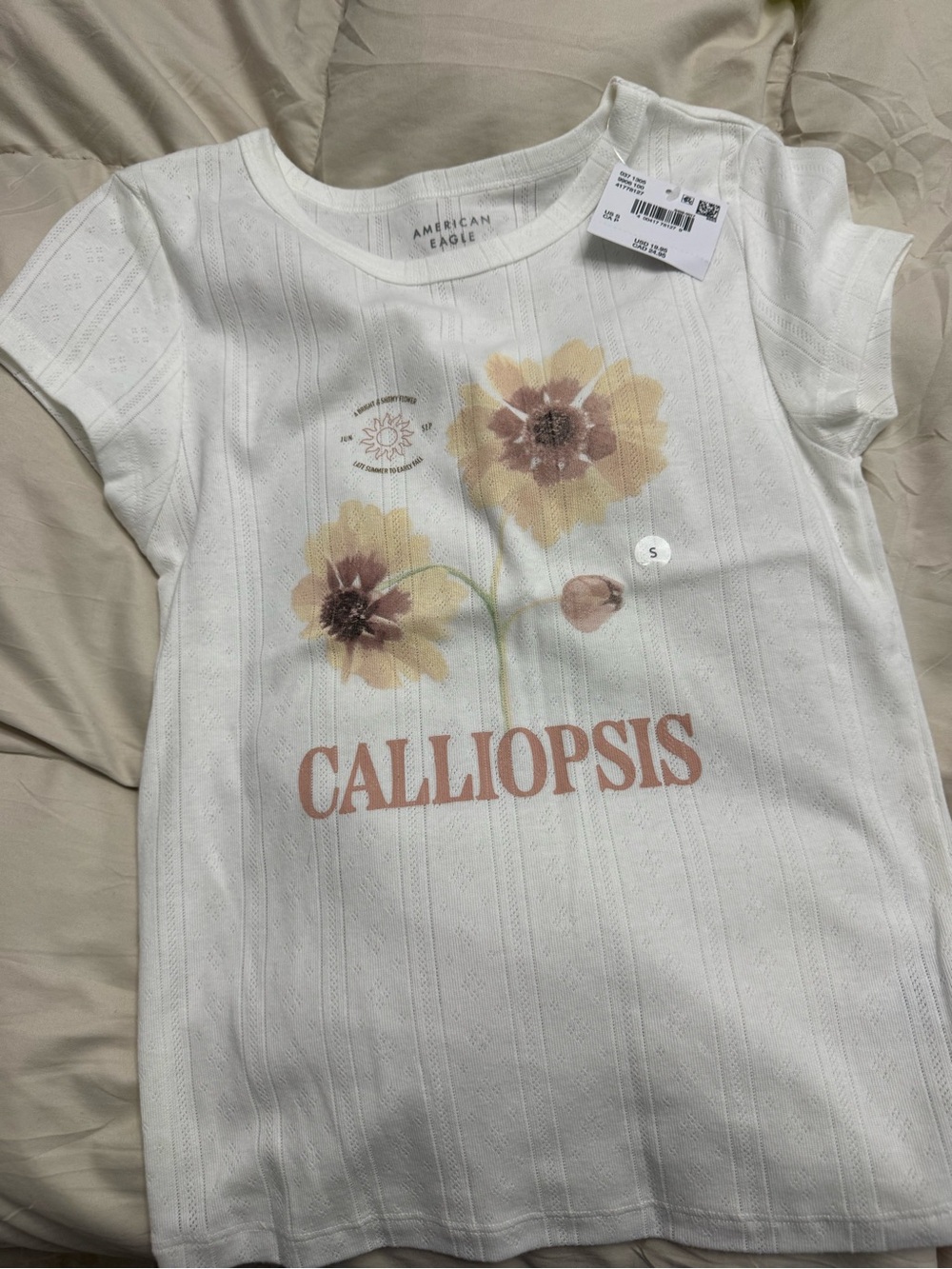 American Eagle Outfitters White Tee with Yellow Floral Calliopsis Print